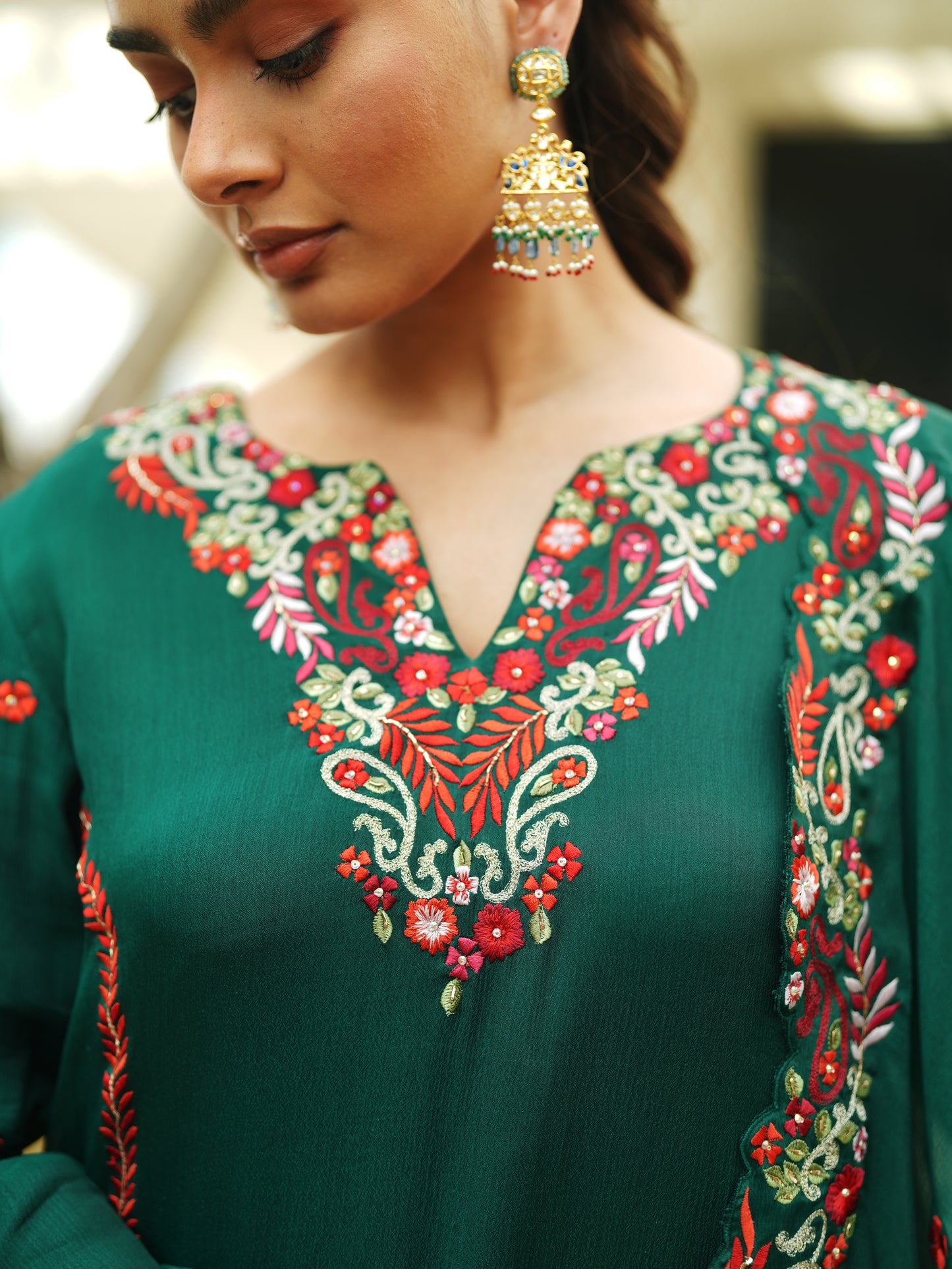 Green Chiffon Thread Embroidery Suit Set